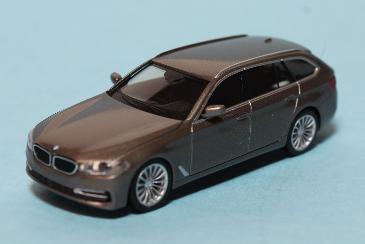 H0 camion BMW 5er Touring