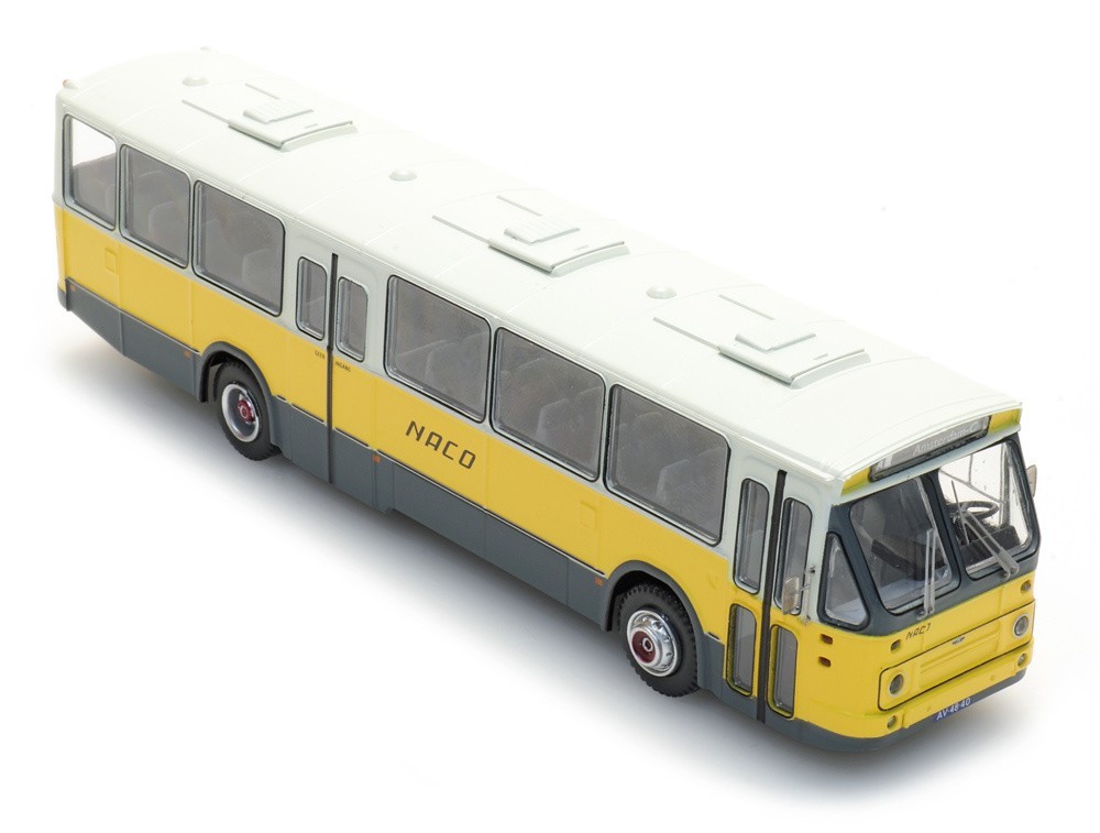 Regional bus NACO 2047, Leyland, middle-door exit