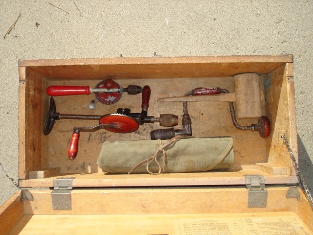 Purves Manufacturing Co. Indianapolis, IND. 1944 Tool Chest - Open With Tray Removed