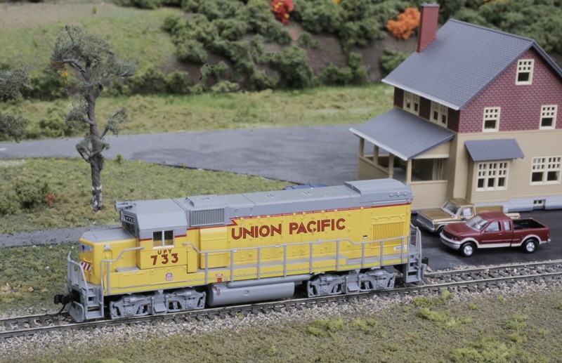 Trainman® N GP15-1 Locomotives