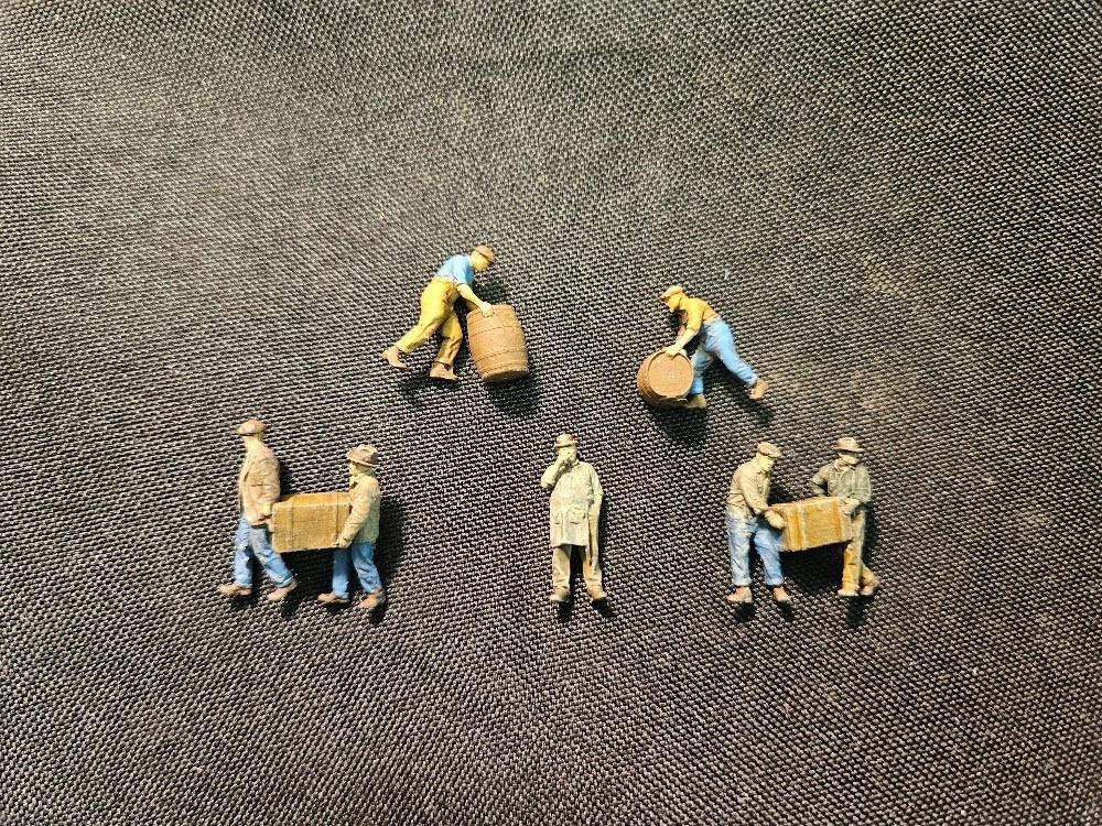 RRFS-O-02- HO figure set