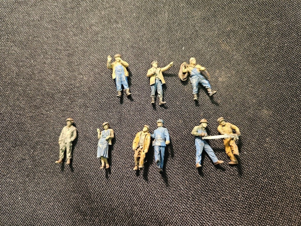 RRFS-H-03- HO figure set