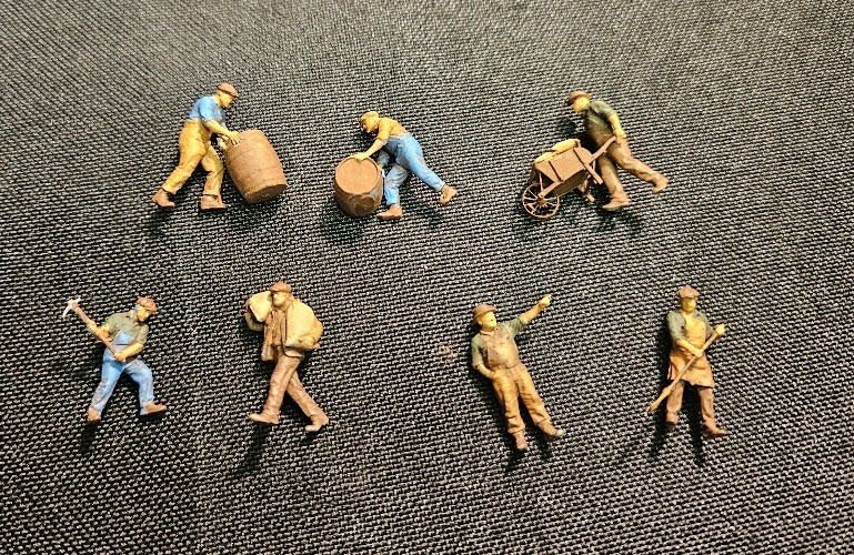 RRFS-H-02 -  HO figure set