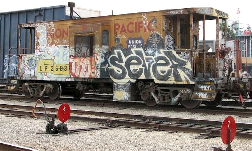 UP25831 Shoving Platform conversion from a Bay Window Caboose