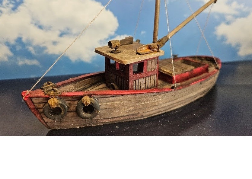 Rusty Rail - HO Fishing Boat & O Farm Tractor